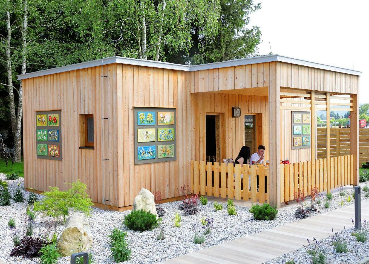 Honey Paradise Glamping Resort Dobova ภายนอก รูปภาพ
